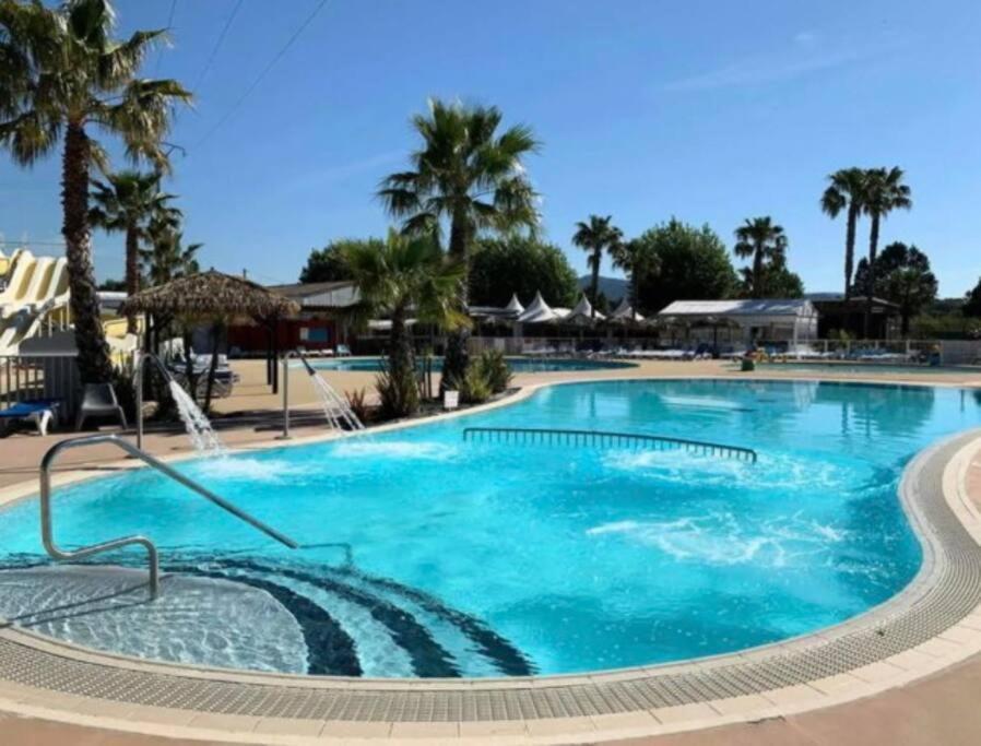 Le Moorea Mobilhome Camping Le Montourey 4 Etoiles Fréjus Exteriér fotografie